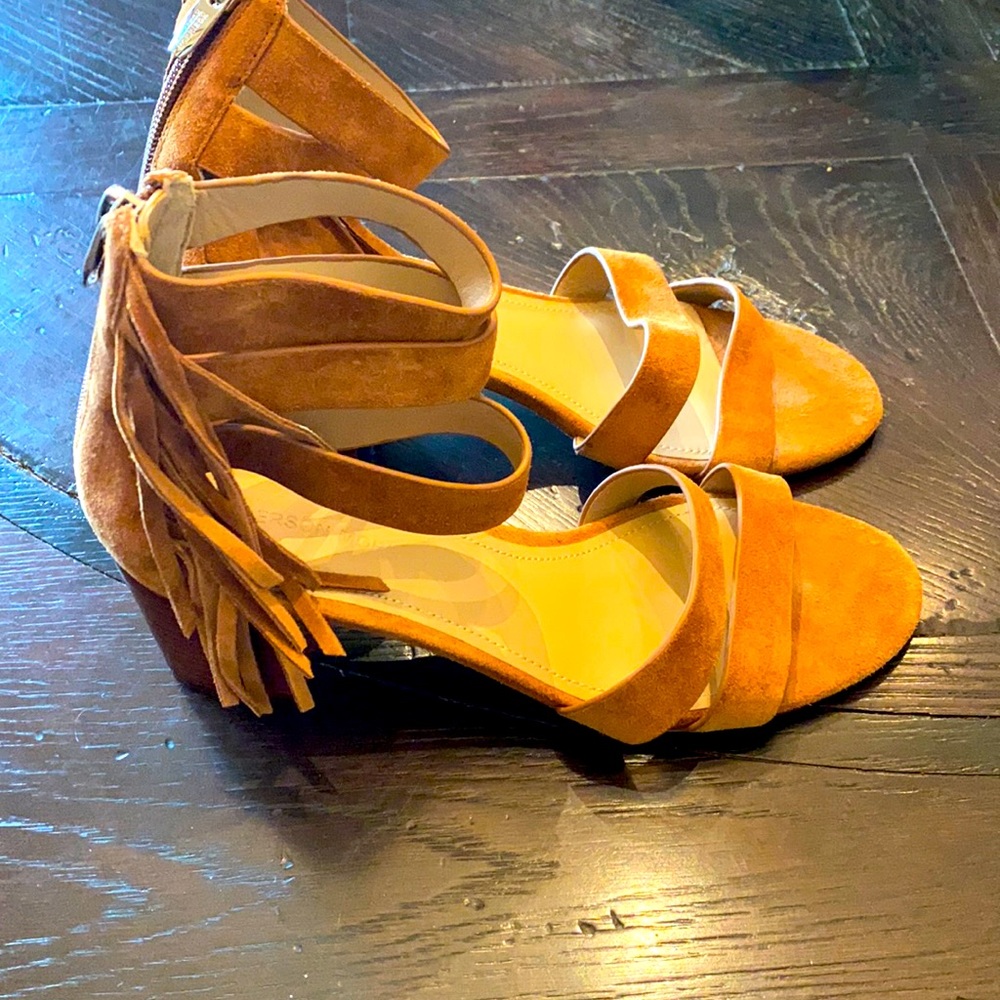 Sigerson Morrison suede fringe back zip heels